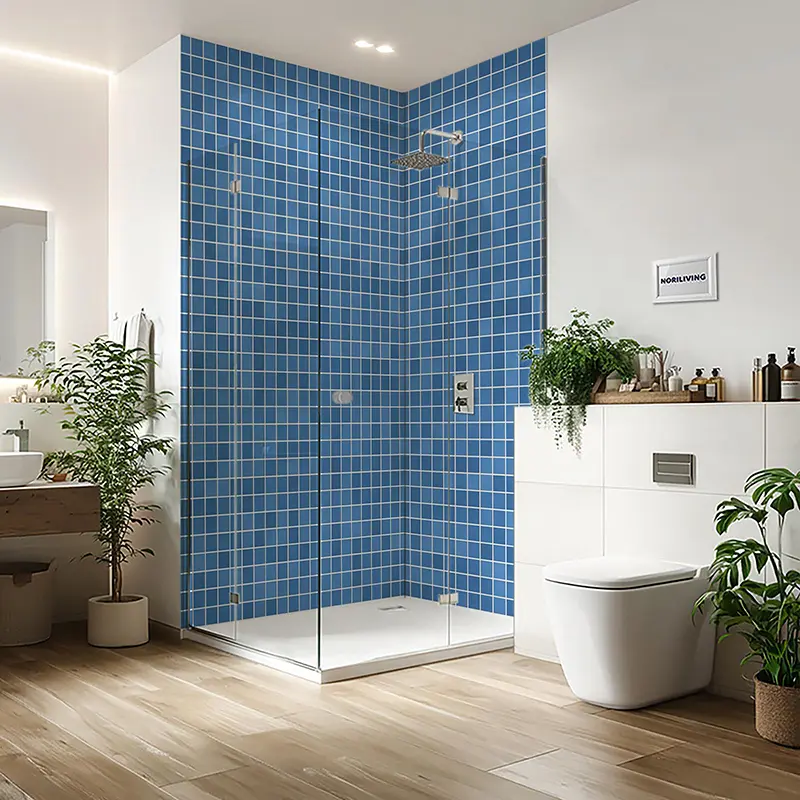 Badezimmer mit Eckdusche, Glaswand und Pflanzen